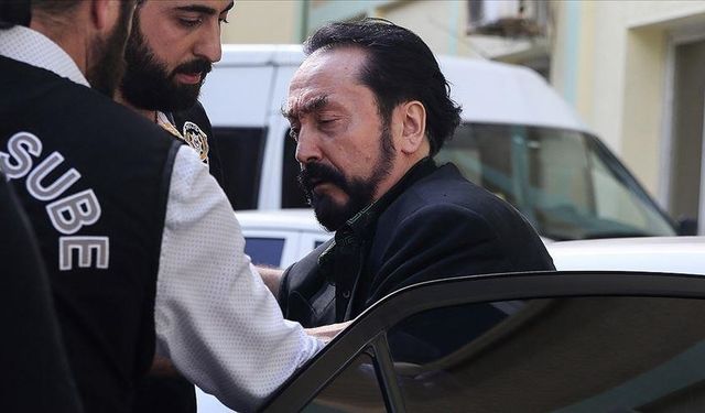 Adnan Oktar silahlı suç örgütünün "güncel yapılanması" davasının mahkemesi değişti