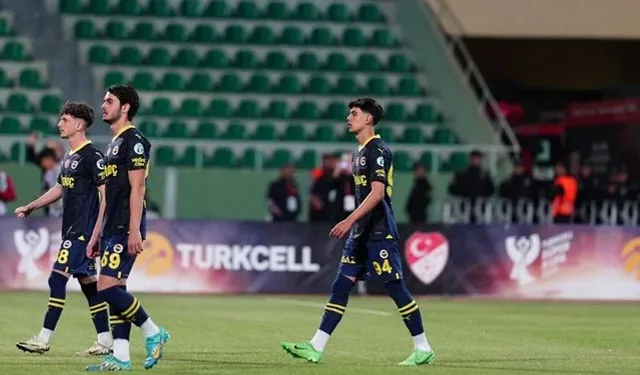 Fenerbahçe'den Süper Kupa maçı sonrası açıklama: Dik durmaya devam edeceğiz