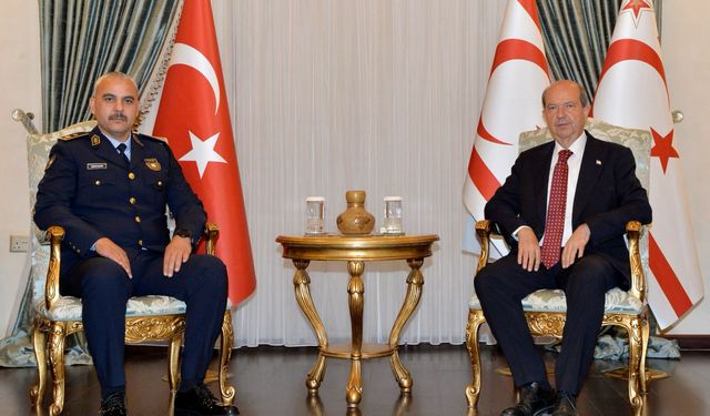 Cumhurbaşkanı Ersin Tatar, Lefkoşa Polis Müdürü Tarkan Kızıltuğ’u kabul etti