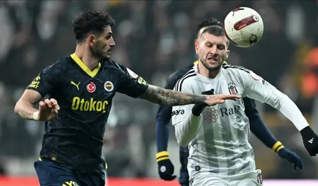 Beşiktaş'ta 4 futbolcu, yarınki Fenerbahçe derbisinde forma giyemeyecek