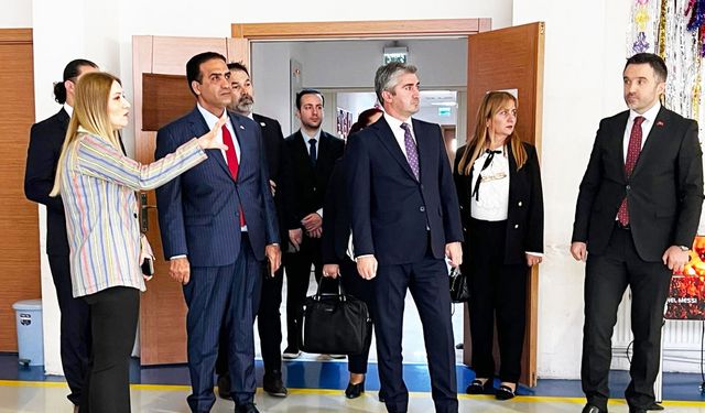 Gardiyanoğlu, İstanbul Otizm Bakım Merkezi'nde incelemelerde bulundu...