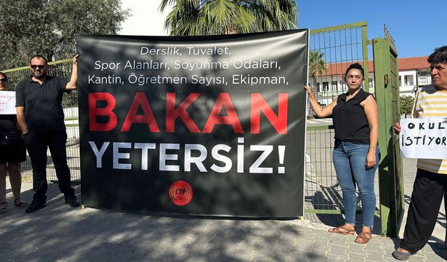 CTP'den Lapta Yavuzlar Lisesi'nde eylem: "Bakan yetersiz"