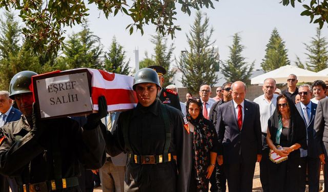 Kayıp Şehit Eşref Salih Tuzla’da toprağa verildi