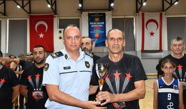 5’inci Polis Basketbol Turnuvası’nın şampiyonu Girne Polis Müdürlüğü takımı oldu