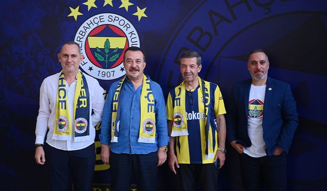 KKTC Fenerbahçeli İş İnsanları Derneği'nden Dünya Fenerbahçeliler Günü Balosu