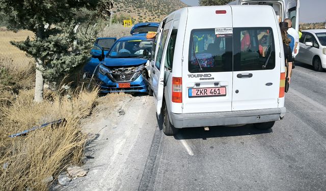 Girne-Değirmenlik ana yolunda kaza: 5 yaralı