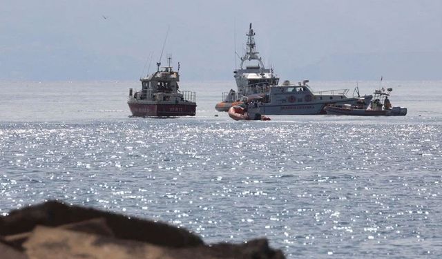 İtalya'da 22 turisti taşıyan yelkenli battı: Bir kişi öldü, altısı kayıp