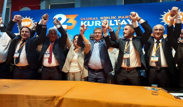 Arıklı'dan Üstel'e tebrik: O artık partisinin lideri...