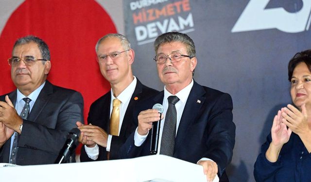 Üstel: Halkımıza hizmet aşkımız bitmez