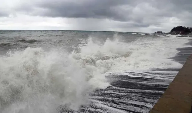 Meteoroloji Dairesi uyardı: Denizlerimde fırtınamsı rüzgar bekleniyor