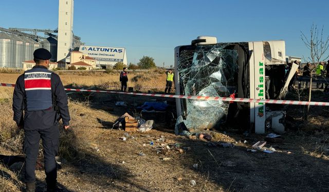 Aksaray'da otobüs devrildi: 7 kişi hayatını kaybetti