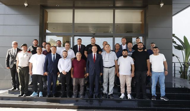 Cumhurbaşkanı Ersin Tatar Maraş bölgesi muhtarları ile bir araya geldi