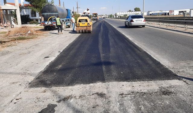 Haspolat ile Türkeli arasında yol bakım-onarım çalışmaları sürüyor