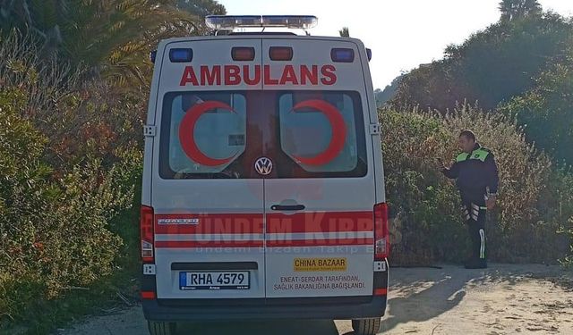 Bu da oldu... Girne'de ambulans çalındı...