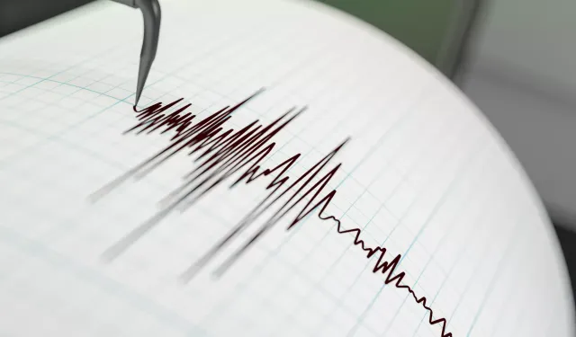 Yeni Zelanda'nın batı açıklarında 6,2 büyüklüğünde deprem