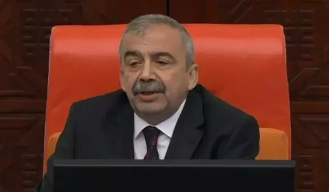 Sırrı Süreyya Önder hayatını kaybetti
