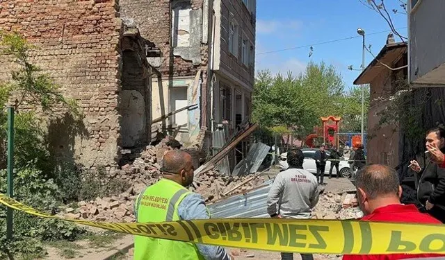 İstanbul depremi... Bin 25 binada hasar var