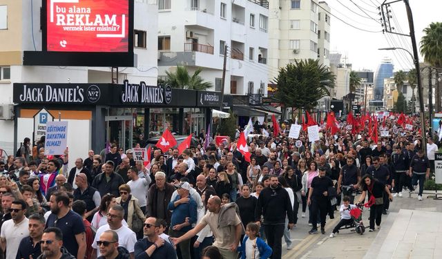 Rum basını yazdı: “Türban İçin Ayaklanma”