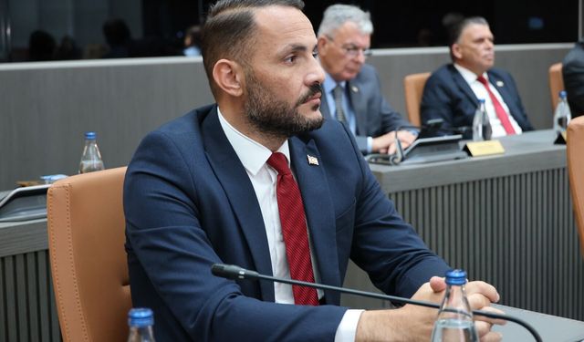 Yeşilırmak'tan eleştirilere yanıt, Arıklı'dan destek