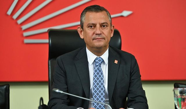 Özgür Özel, kurultaya gidilmesi yönünde çağrı yaptı