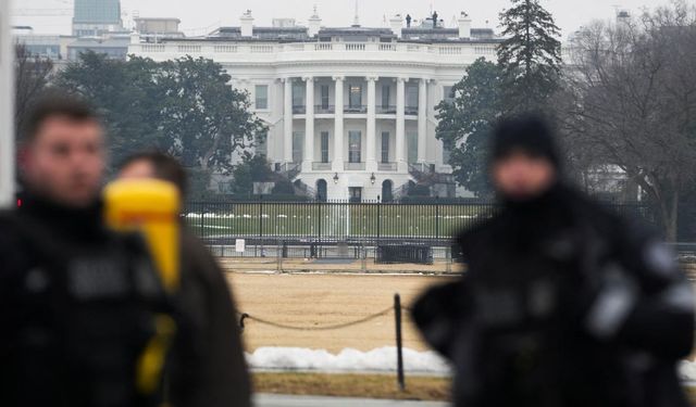 Beyaz Saray yakınlarında silahlı saldırı: 2 Ulusal Muhafız üyesi vuruldu