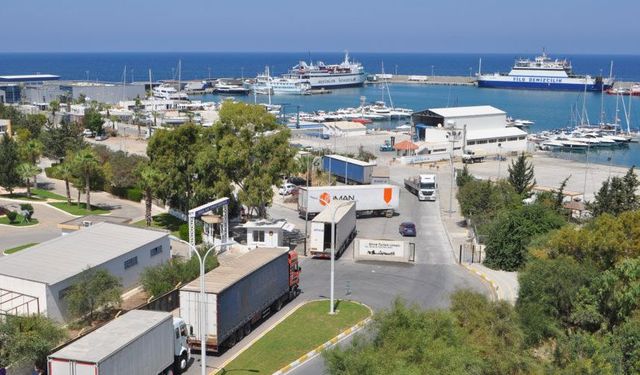 Giriş Yasağına Rağmen KKTC'ye Kaçak Girdi, Limanda Yakalandı