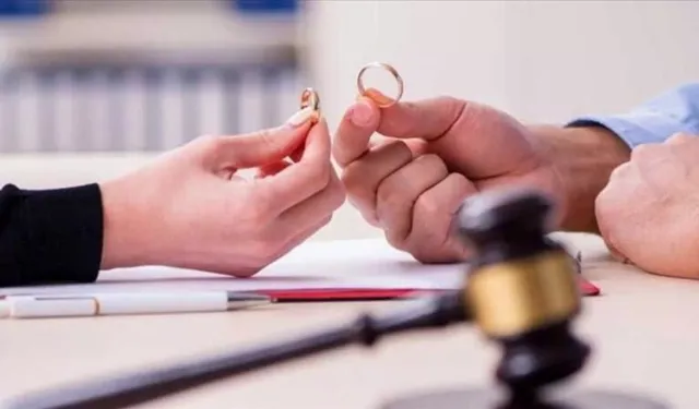 Yargıtay boşanma gerekçesi saydı: Beğeni atmak ağır kusur