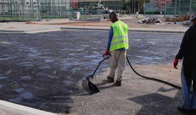 Uluçay, Salamis Yolu park alanı çalışmasını yerinde inceledi