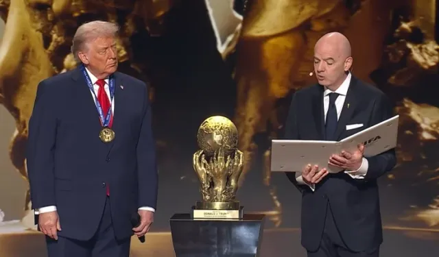 ABD Başkanı Trump'a "FIFA Barış Ödülü" verildi