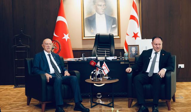 Öztürkler, narenciye sektörünün temsilcileri ile görüştü