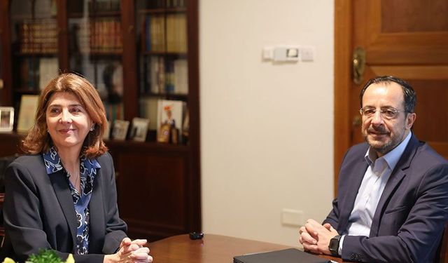 Holguin bu sabah Hristodulidis’le bir araya geldi