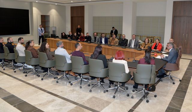 Erhürman: Halk dansları aracılığıyla Kıbrıs kültürü ve ülke tanıtımına katkı yapılıyor