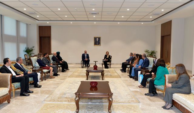 Nilden Bektaş Erhürman, 13. Engelsiz Bilişim Günleri’ni düzenleyen heyetle görüştü