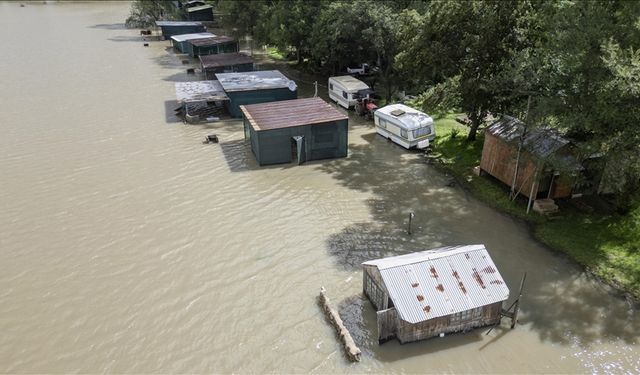 Güney Afrika'daki sellerde 37 kişi yaşamını yitirdi
