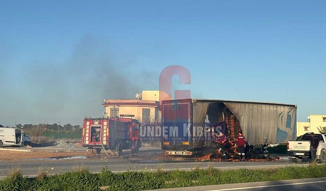Lefkoşa–Gazimağusa anayolunda tır yangını