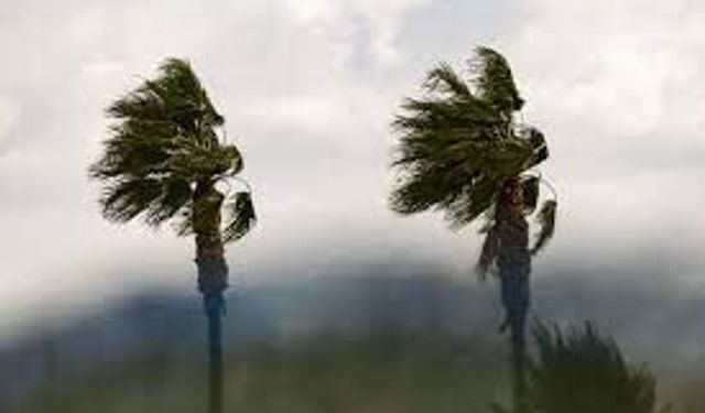 Rüzgârın hızı Serdarlı’da 126 kilometreye ulaştı