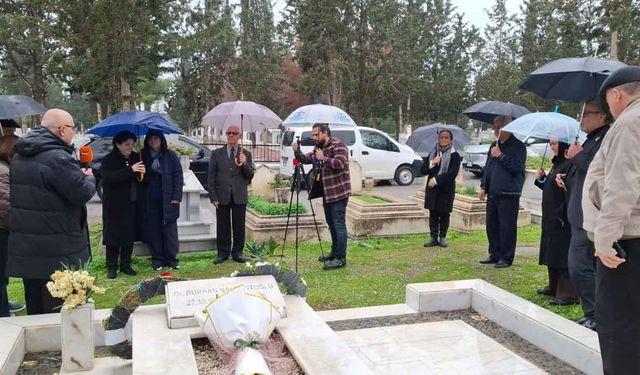 Dr. Burhan Nalbantoğlu, ölümünün 46’ncı yıl dönümünde kabri başında anıldı