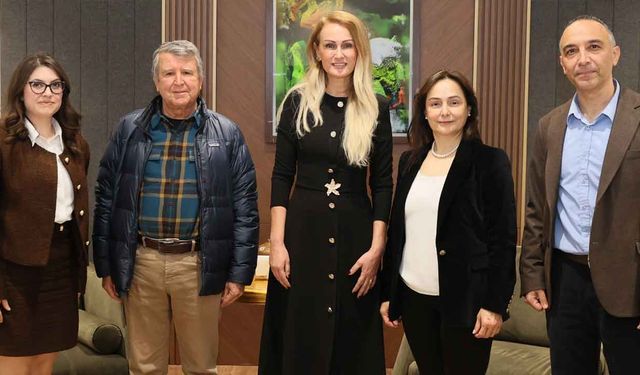 Nilden Bektaş Erhürman, Çevre Toksikoloji Grubu ile bir araya geldi