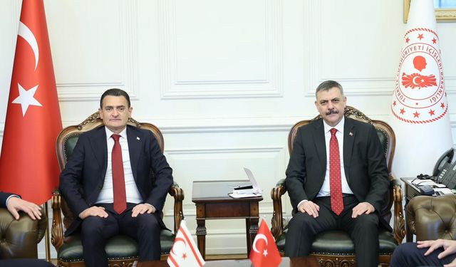 İçişleri Bakanı Oğuz , Türkiye İçişleri Bakanı Çiftçi ile bir araya geldi