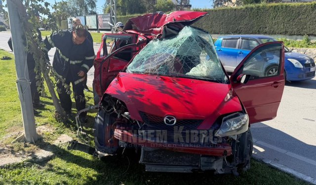 Lefkoşa’da trafik kazası: 26 Yaşındaki sürücü hayatını kaybetti