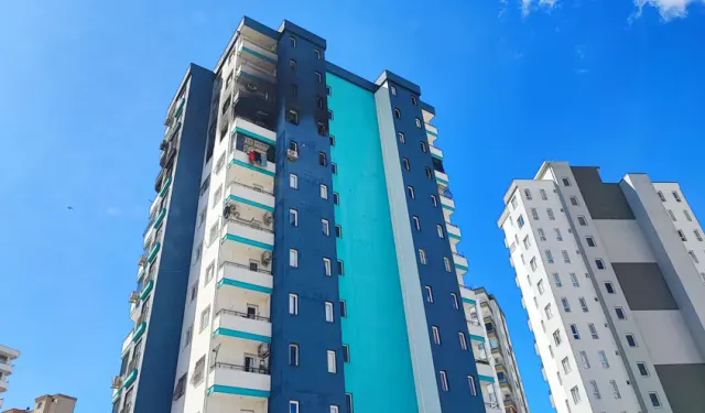 Adana'da bir kadın 'canı sıkıldı' diye evi yaktı!