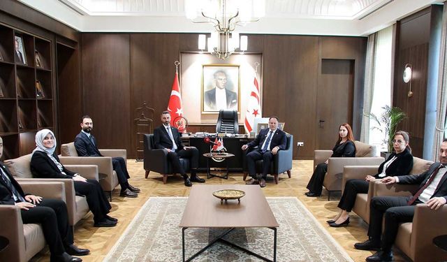 Öztürkler: UID’ın uluslararası ve diplomatik alandaki çalışmalarını takdirle takip ediyoruz