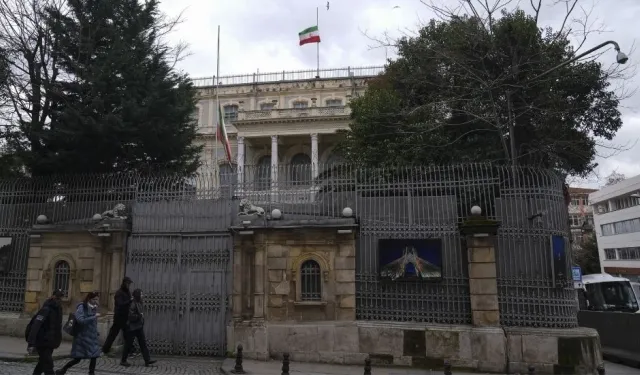 İran: Türkiye'ye mühimmat atılmadı, belirsizliklerin giderilmesi için ortak ekip kurulmasına hazırız