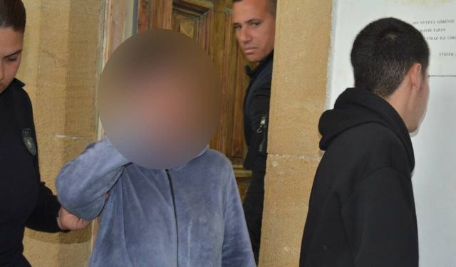 Alkollü bakıcı yaşlı kadını darp etti!