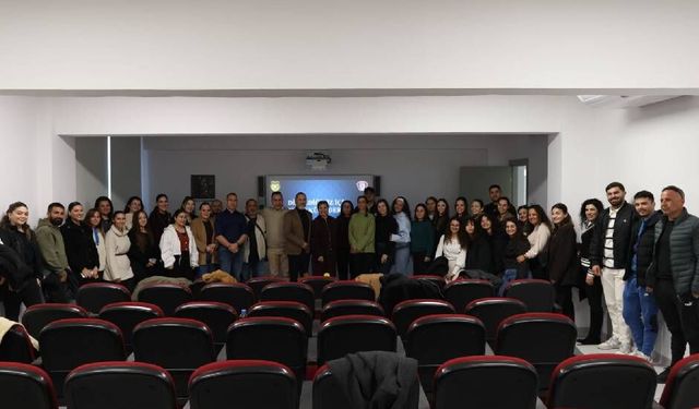 Halk Dansları Federasyonu’ndan “Siber Zorbalık ve Güvenli İnternet Kullanımı” konulu seminer