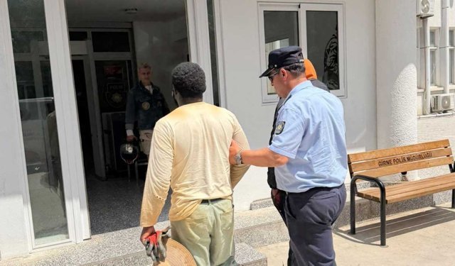 2019 Yılından Beri Kaçak Yaşadı