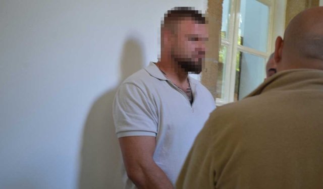 1 Kilo uyuşturucu ile yakalandı... "Bu iş için 500 euro aldım"
