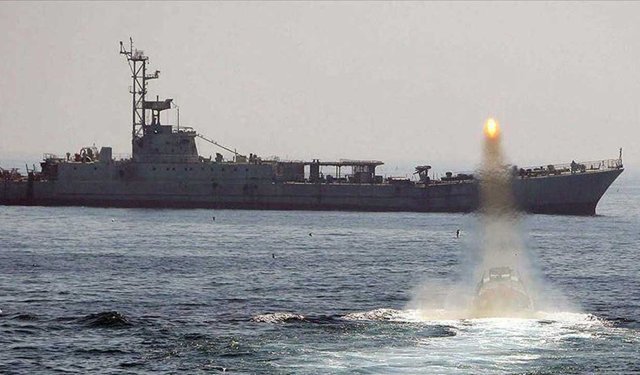 İran’dan ABD’ye İHA’lı Misilleme: Körfez’de Gerilim Tırmanıyor