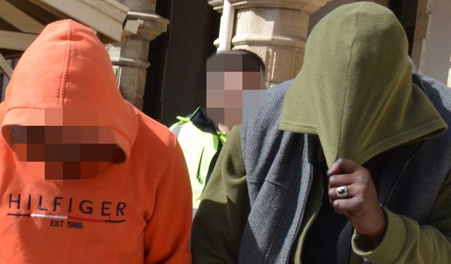 Polisten Kampüste Gece Operasyonu