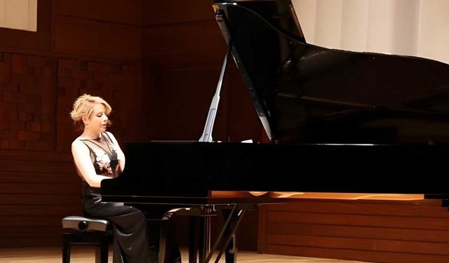 Piyanist Taner, Avrupa ve Orta Asya’da konserler verecek